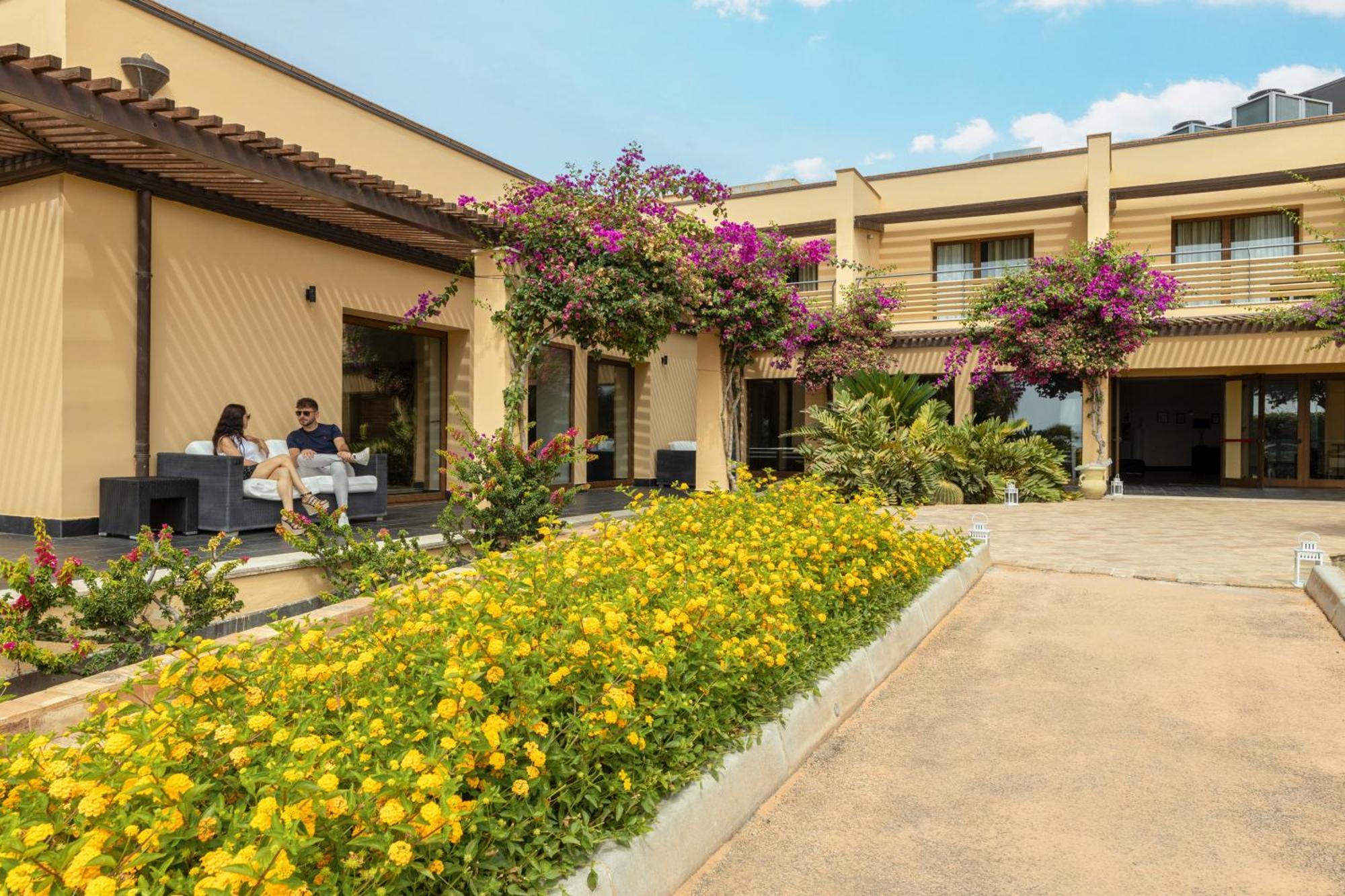 Falconara Greenblu Resort Ликата Экстерьер фото